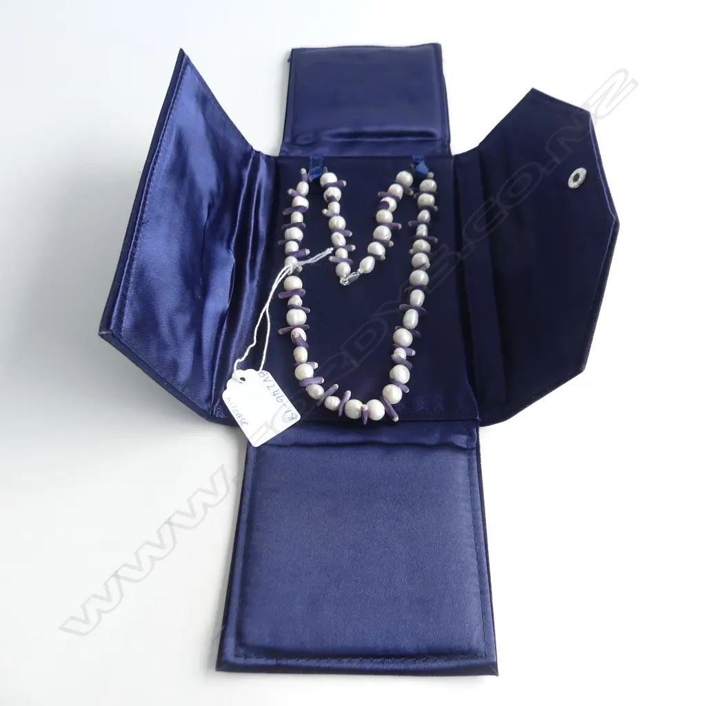 CORAL & PEARL NECKLACE, 925 SILVER CATCH. IN CASE Image 1++