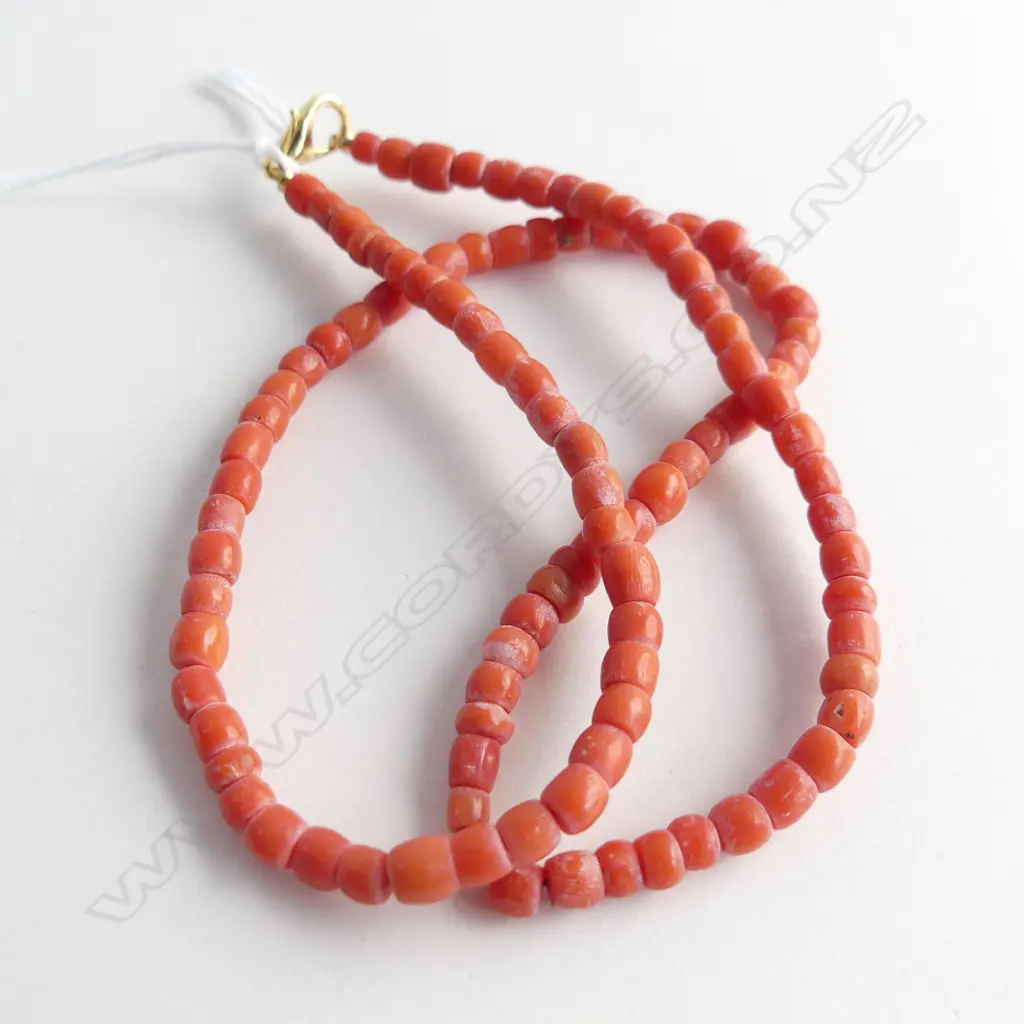 VINTAGE CORAL NECKLACE (NEW CATCH)  Image 1++