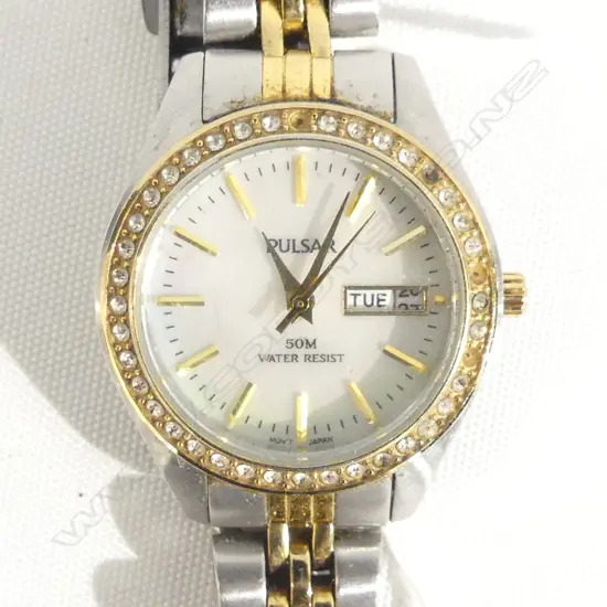 PULSAR LADIES WRISTWATCH