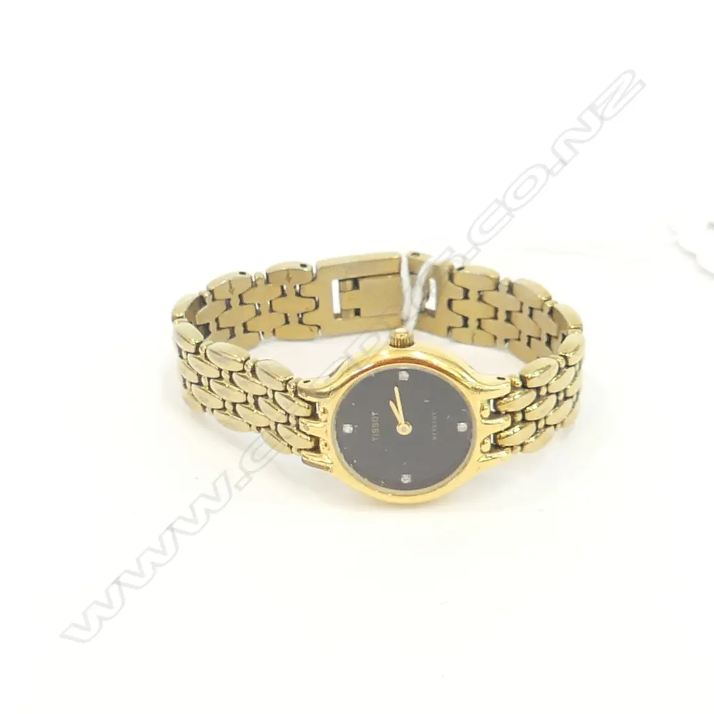 SM LADIES TISSOT WATCH - WORKING (SAYS NEW BATTERY) Image 1++
