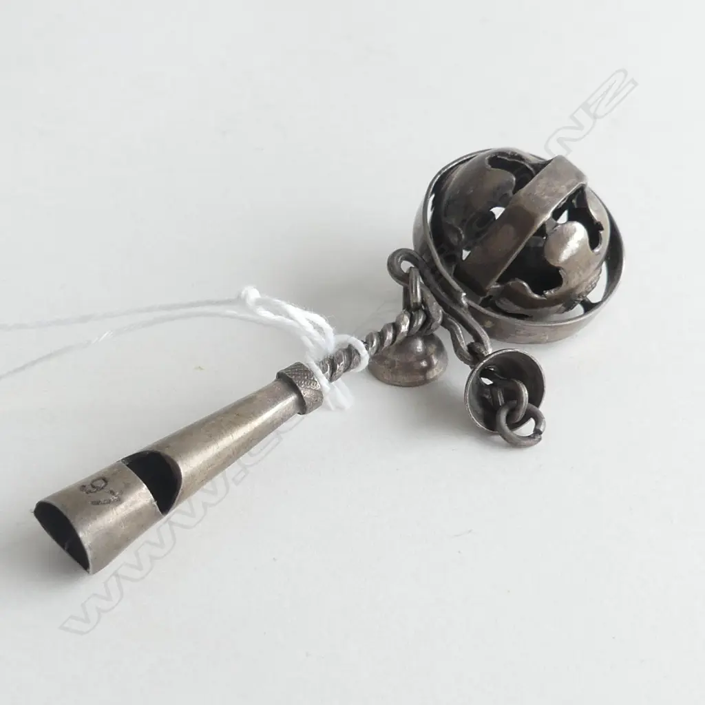 VINTAGE BABY RATTLE WITH WHISTLE 16.7GMS Image 1++