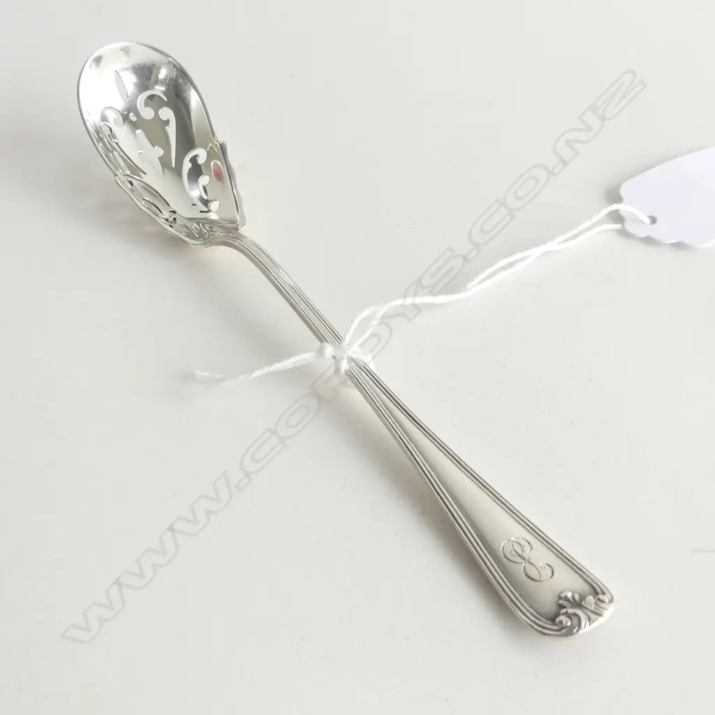 QUALITY AMERICAN SILVER OLIVE SPOON PIERCED BOWL 22gms L.150mm Image 1++