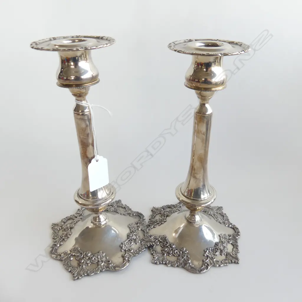 PR VINTAGE SILVER PLATE CANDLE HOLDERS H. 215MM Image 1++