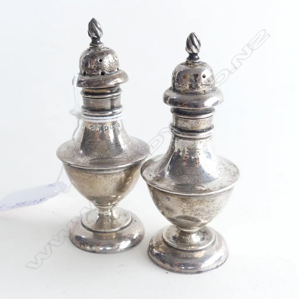 PR STG SILVER SALT & PEPPER SHAKERS H. 90MM Image 1++