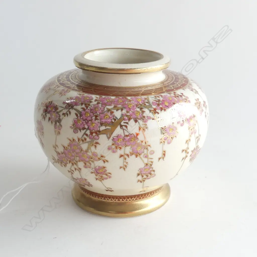 SATSUMA VASE WISTERIA PAT SIGNED 110MM Image 1++