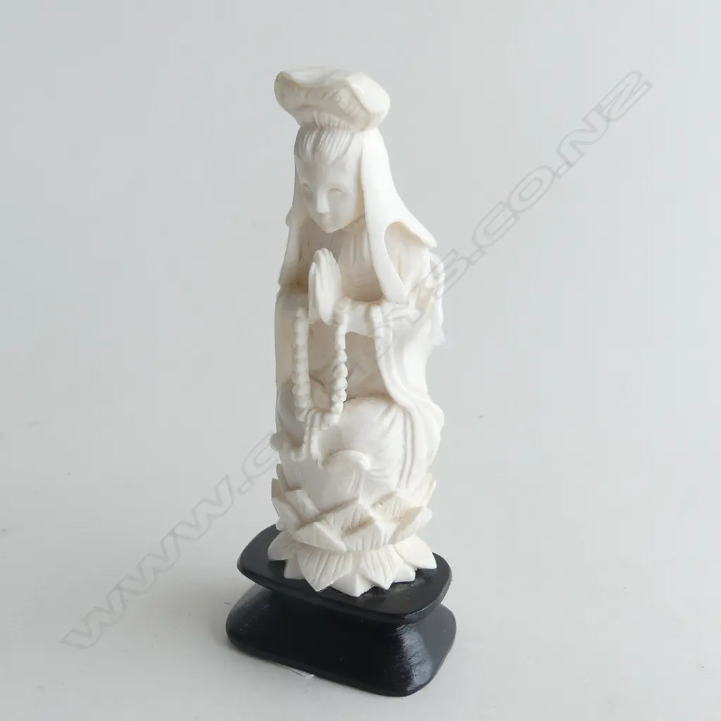 CARVED IVORY FIGURINE PLAYING ON LOTUS FLOWER H. 120MM Image 1++