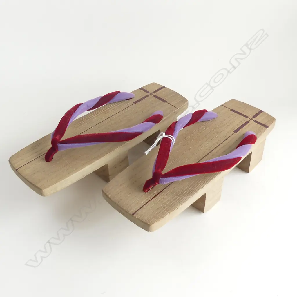 VINTAGE PR JAPANESE GETA WOODEN SANDELS Image 1++