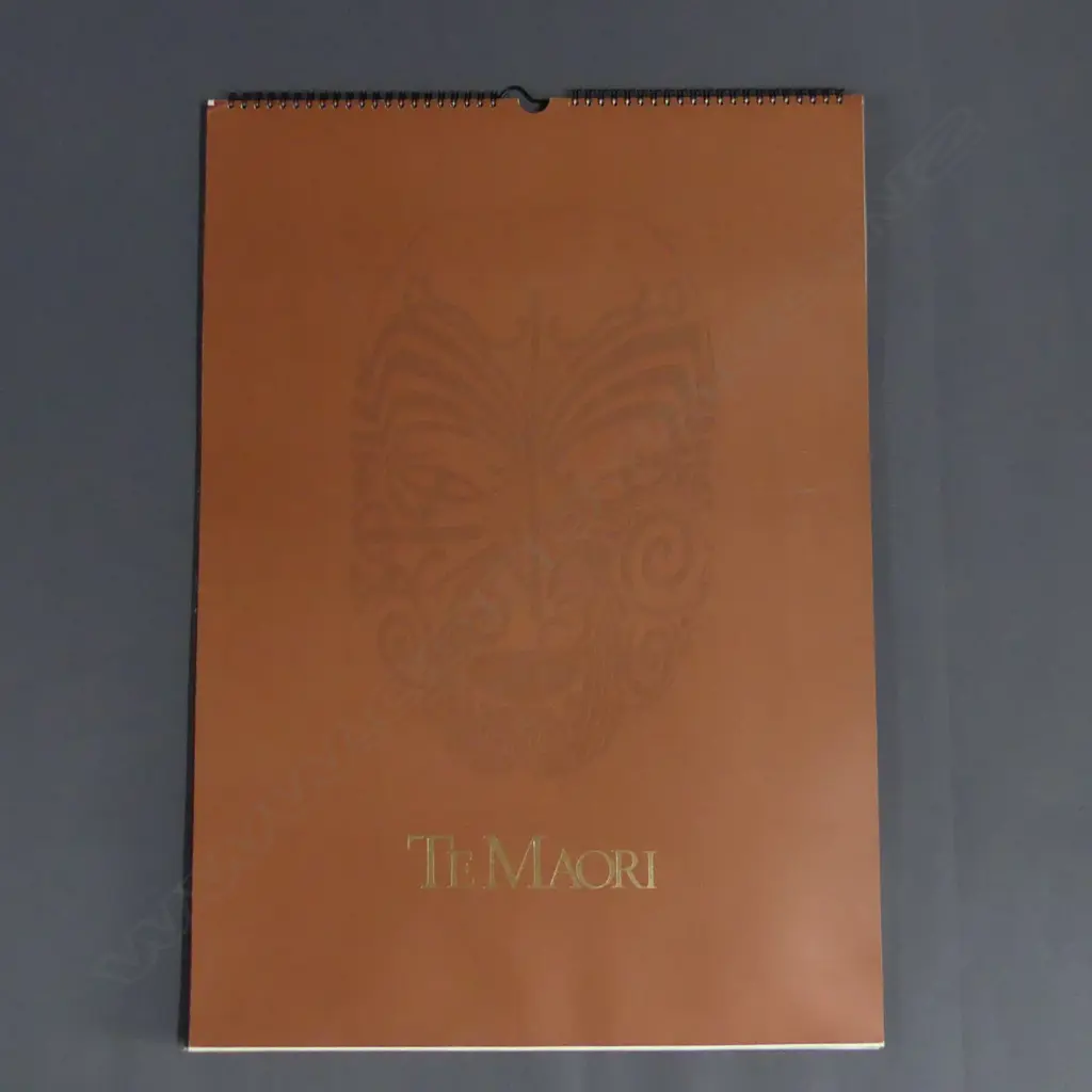 FOLDER TE MAORI PRINTS 620 MM BY 430MM Image 1++
