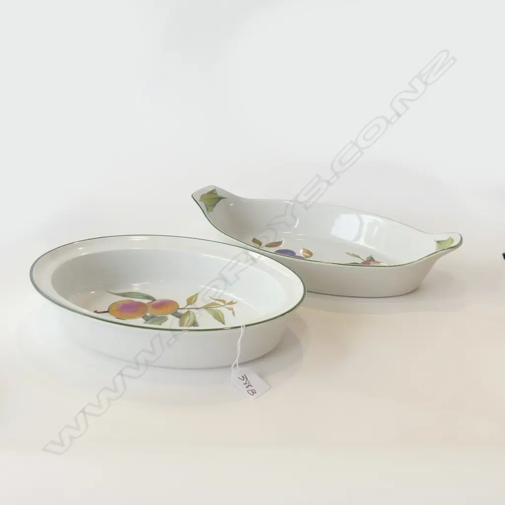 2 ROYAL WORCESTER EVESHAM OVAL DISHES; PIE & FISH, AS NEW w. BOXES W.290mm Image 1++