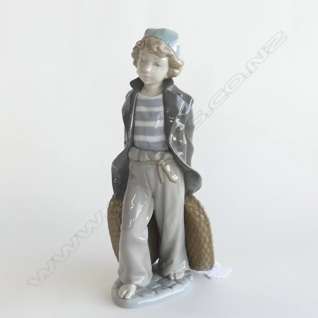 LLADRO FIGURINE, SHIP BOY WITH BASKETS H. 270MM Image 1++
