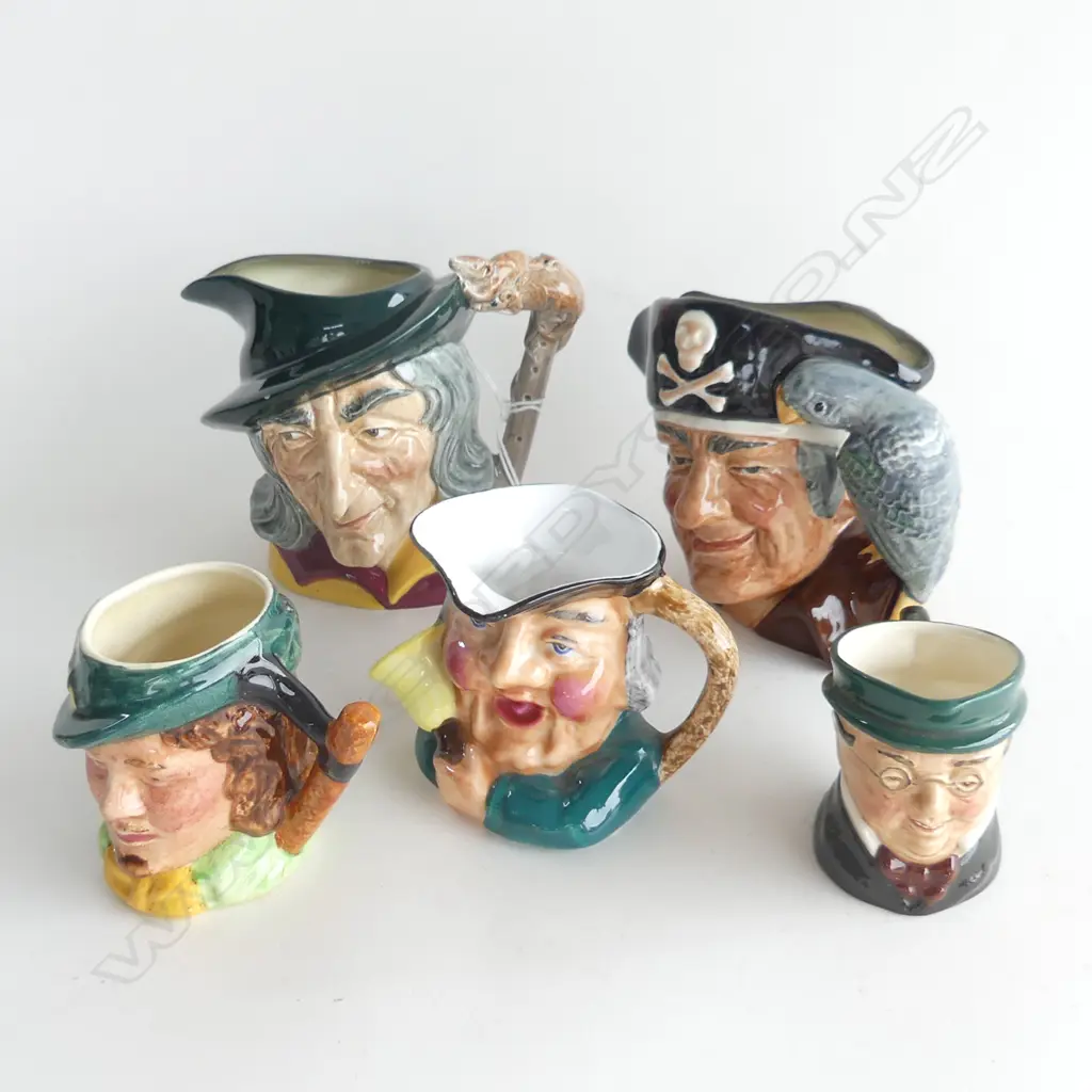 5 CHARACTER JUGS; 3x ROYAL DOULTON PIED PIPER, LONG JOHN SILVER, MR PICKWICK + 2 OTHER H.105mm Image 1++