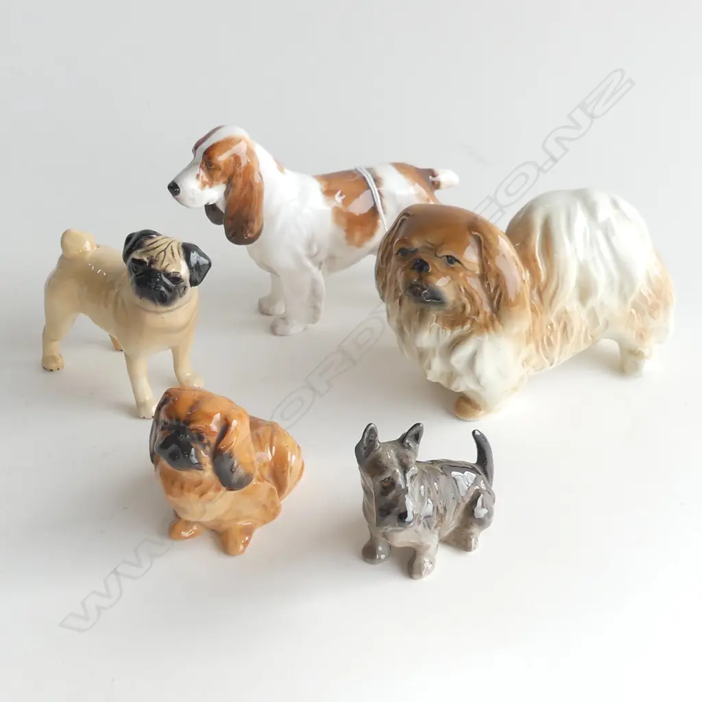 5 PORCELAIN DOGS; 3x ROYAL DOULTON (HOUND AF), BESWICK, OTHER Image 1++