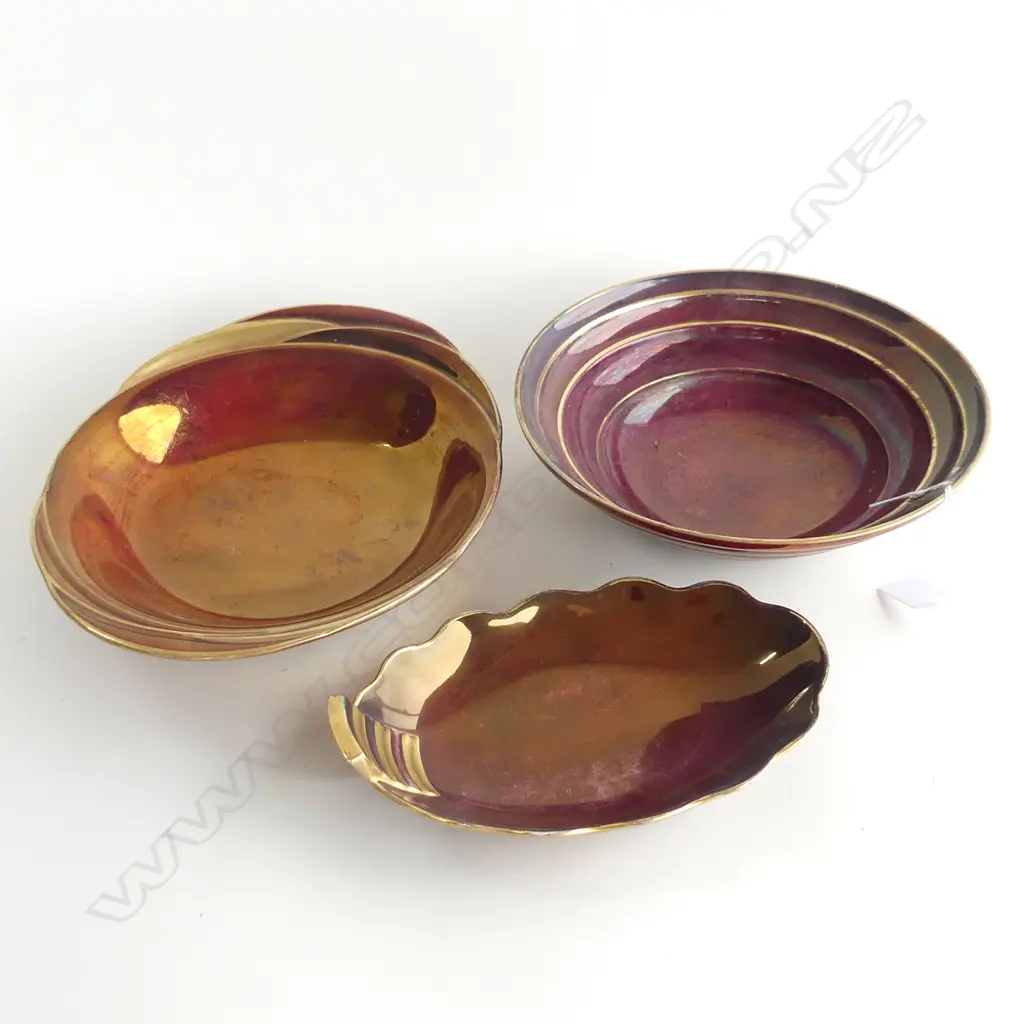 3 ROUGE ROYALE CARLTONWARE DISHES 250MM Image 1++