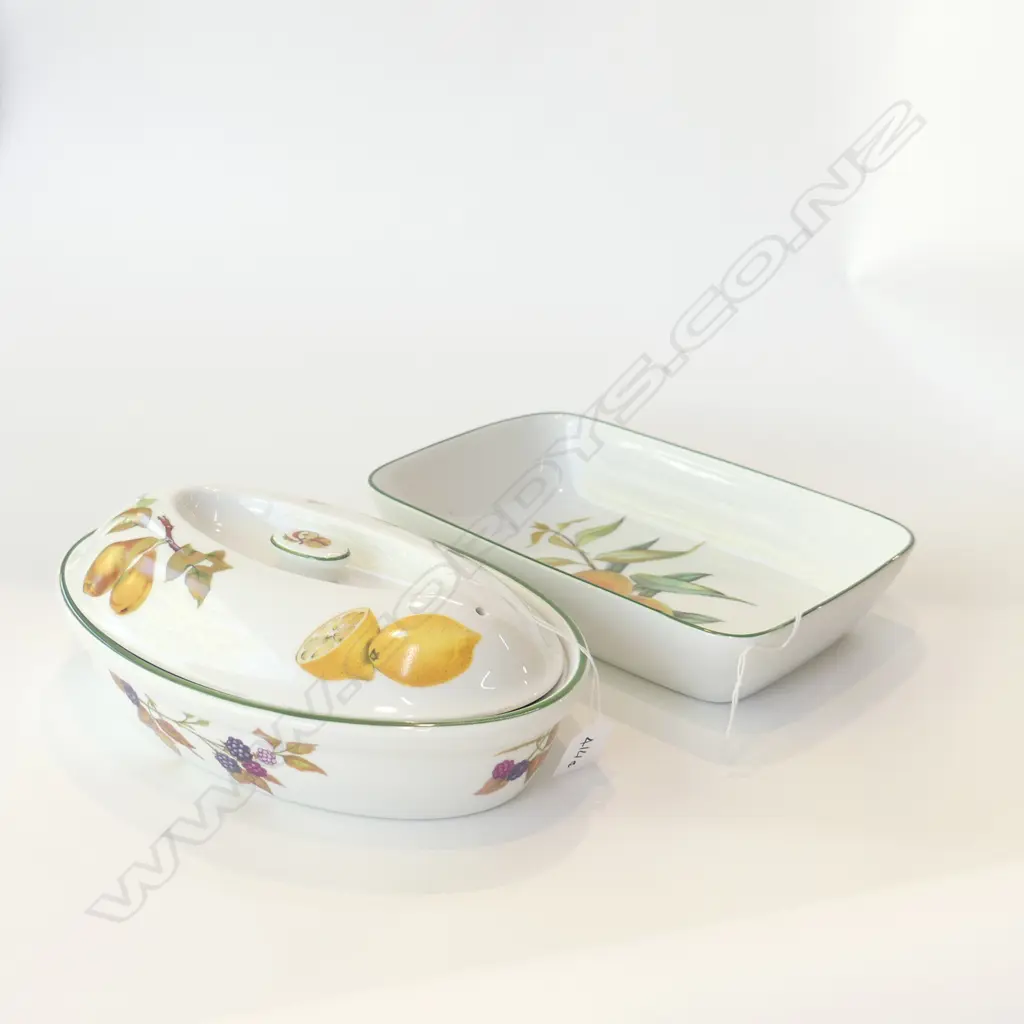 2 ROYAL WORCESTER EVESHAM VALE OVEN DISHES; RECTANGULAR & LITTLE OVAL W.265mm  Image 1++