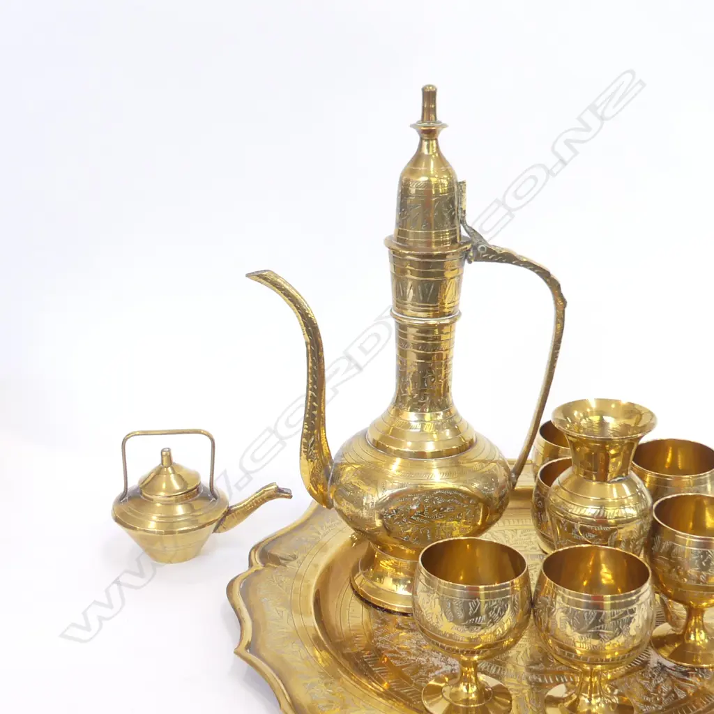 TURKISH BRASS COFFEE SET WITH TRAY (DIA 270MM) Image 1++