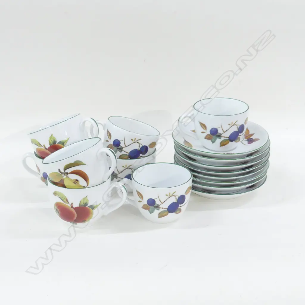 8 ROYAL WORCESTER EVESHAM VALE C/S Image 1++