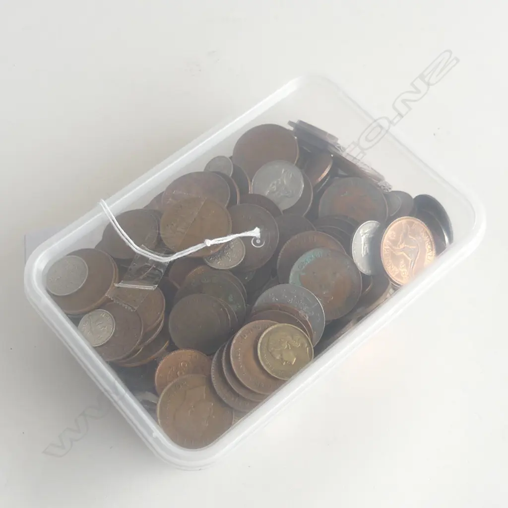 2.1 KG ASST. WORLD COINS Image 1++