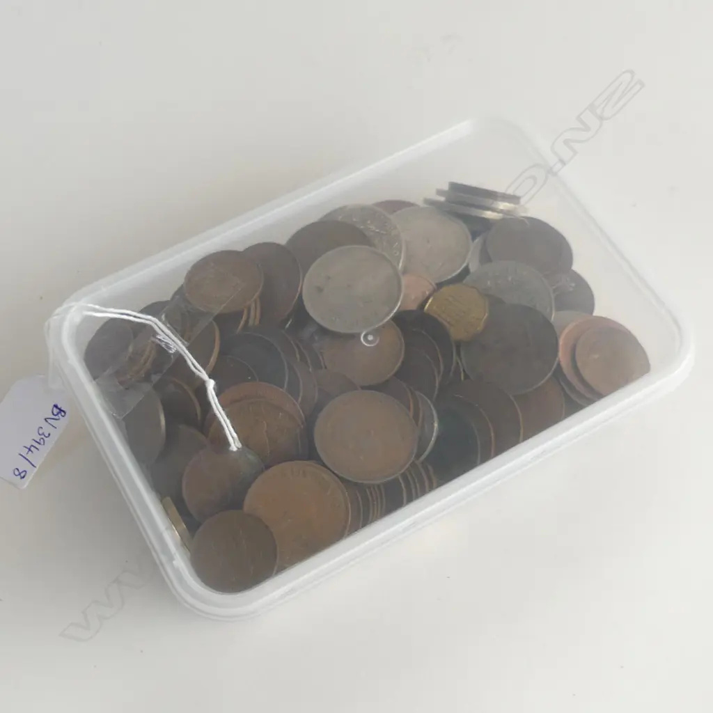2.1 KG ASST. WORLD COINS Image 1++