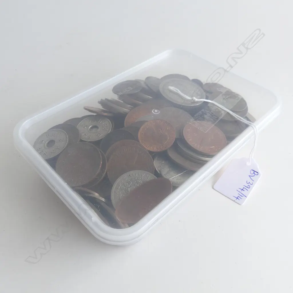 2.1 KG ASST. WORLD COINS Image 1++
