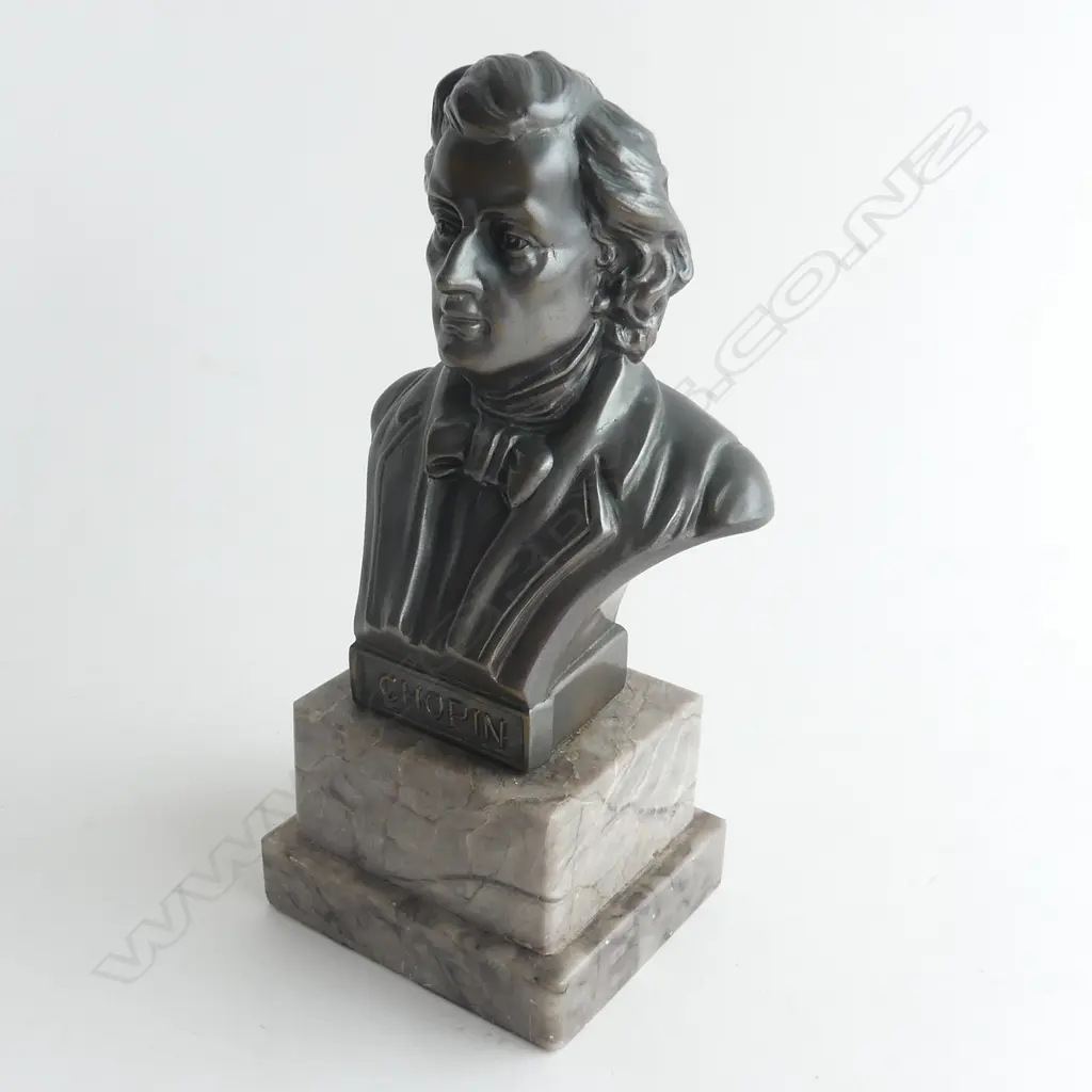 BRONZE CHOPIN BUST ON MARBLE BASE H. 165MM  Image 1++