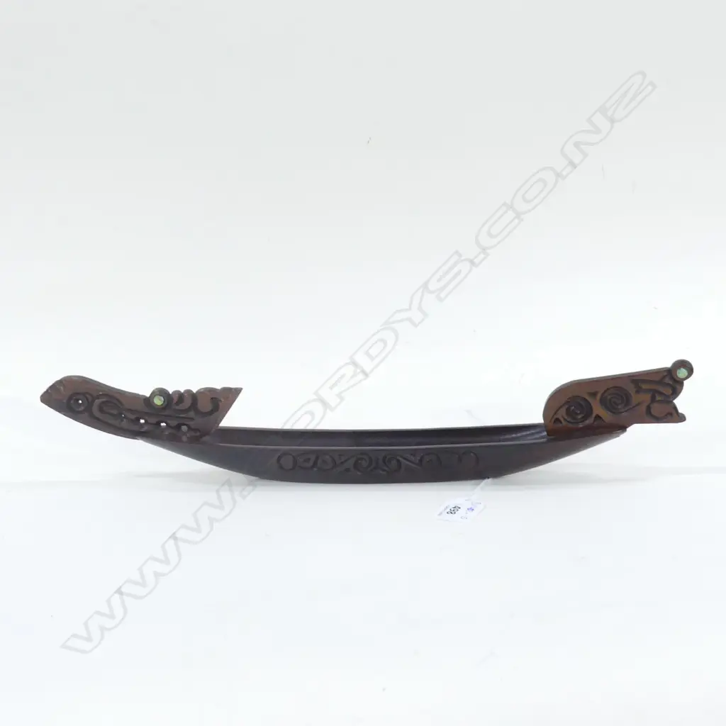 SM WOODEN CARVED WAKA L 390MM Image 1++