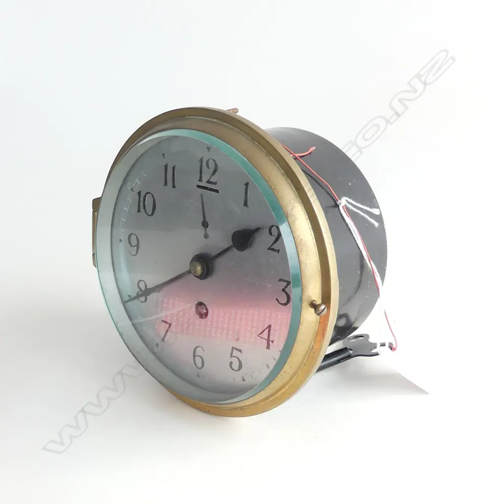 ANTIQUE BRASS SHIPS CLOCK, WORKING ORDER WITH KEY, DIA 170MM Image 1++