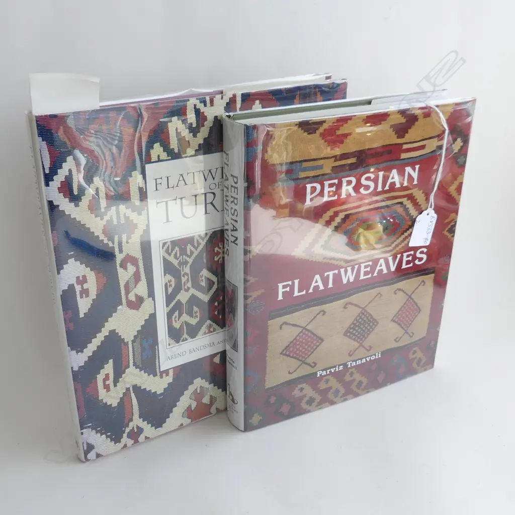 2 REFERENCE BOOKS: 'PERSIAN FLATWEAVES' BY Tanavoli & 'FLATWEAVES OF TURKEY' by Bandsma & Brandt Image 1++