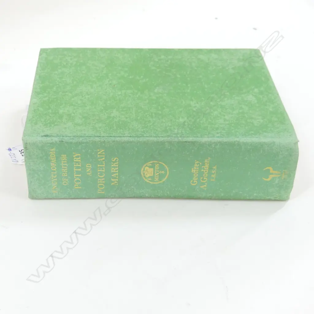 ANTIQUE REFERNCE BOOK 'ENCYCLOPEDIA OF BRITISH POTTERY & PORCELAIN MARKS' by GODDEN 1979 Image 1++