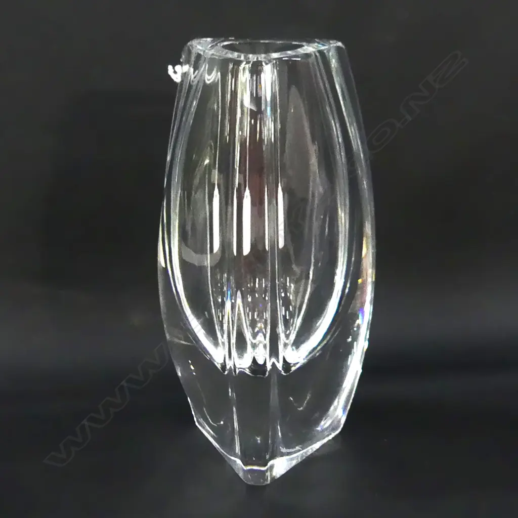 BACCARAT CLEAR GLASS VASE H.195mm Image 1++