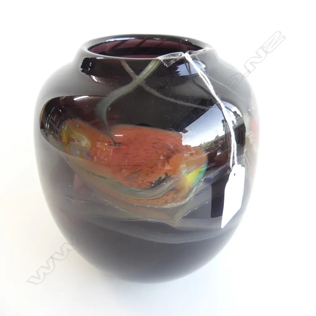 PETER RAOS ART GLASS VASE - SIGNED RAOS 1985  H. 200MM Image 1++