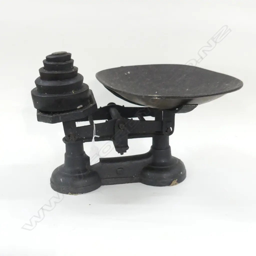 VINTAGE CAST IRON SCALES & WEIGHTS L 380MM Image 1++