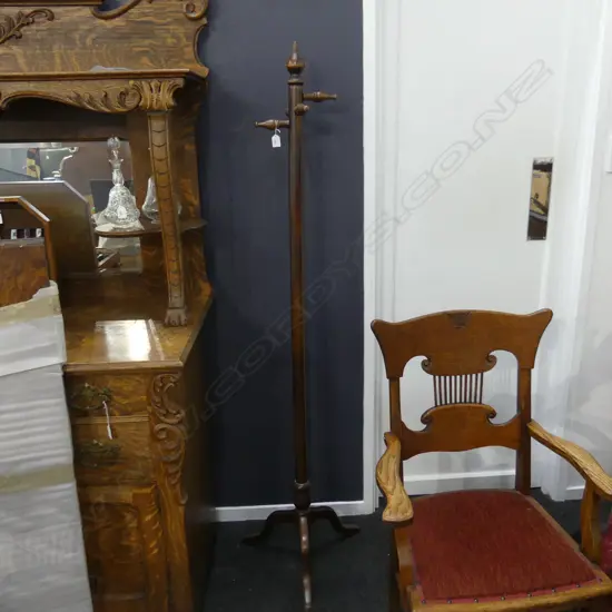 WOODEN COAT STAND H.1800mm