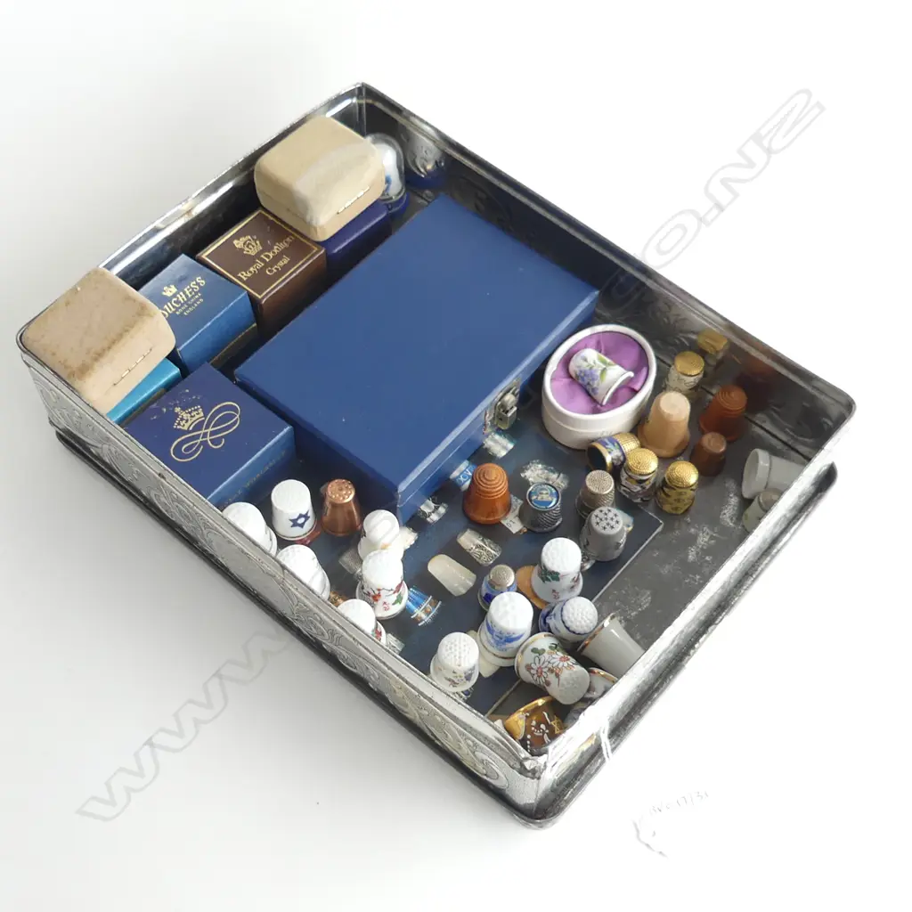 COLLECTION OF THIMBLES & BOOK Image 1++
