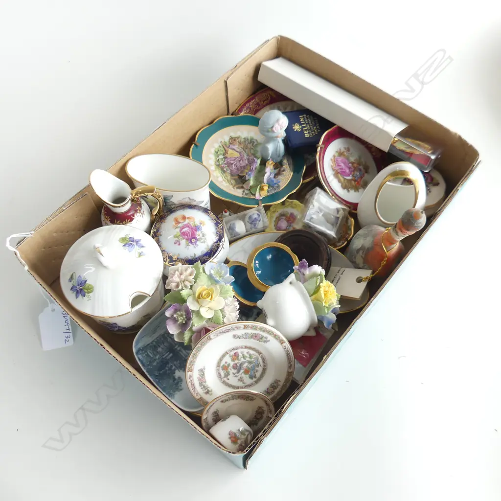 SMALL BOX LIMOGE CHINA SMALL CHINA DISHES ETC  Image 1++