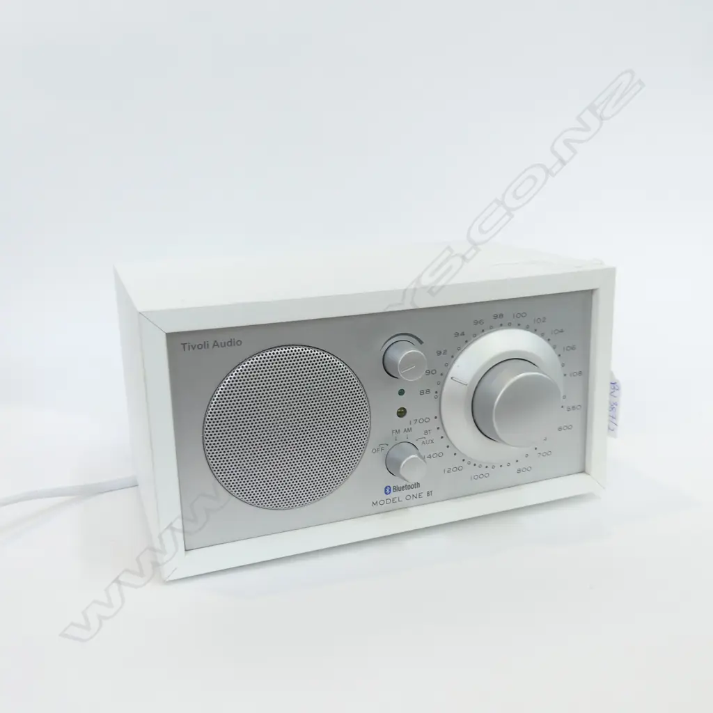 TIVOLI BLUETOOTH RADIO W.215mm Image 1++