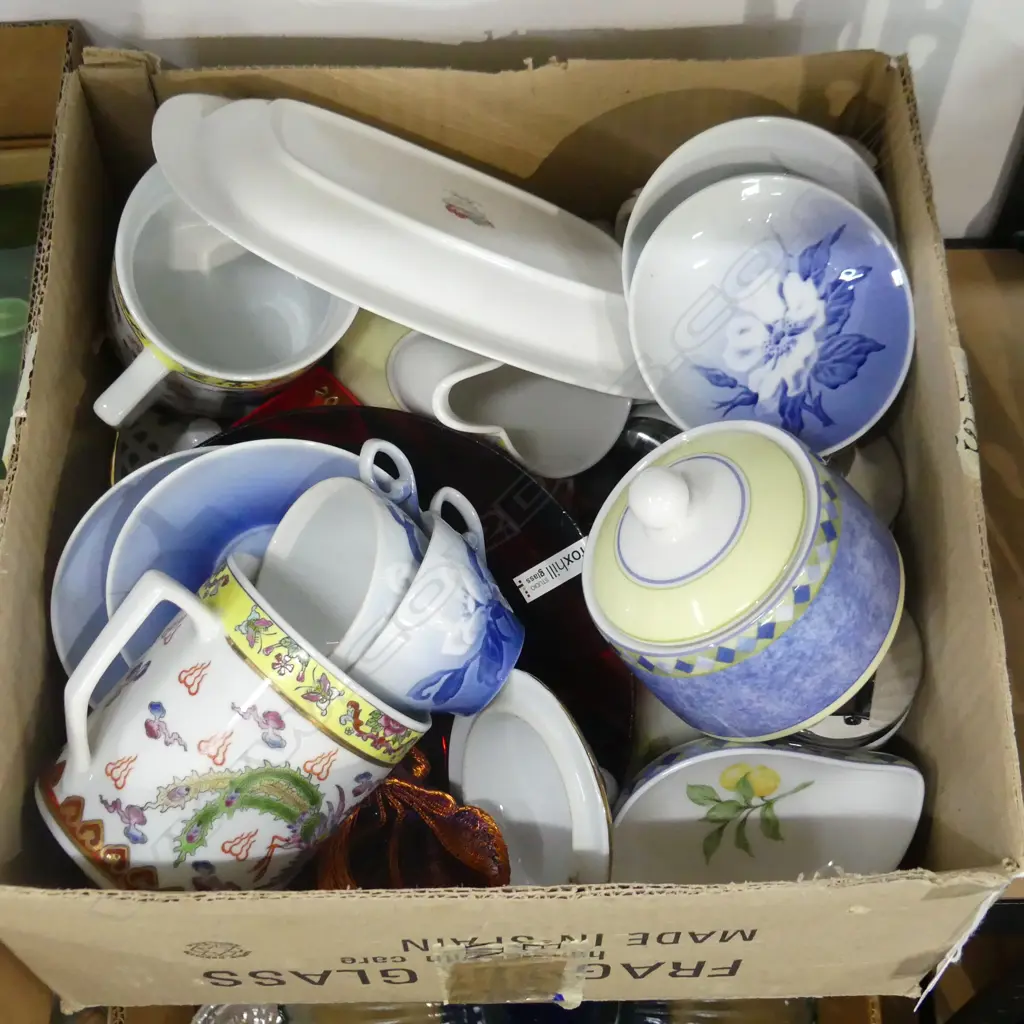 BOX LOT ASST. GOOD CHINA; ROYAL ALBERT, WORCESTER EGG CODDLERS, COPENHAGEN ETC Image 1++