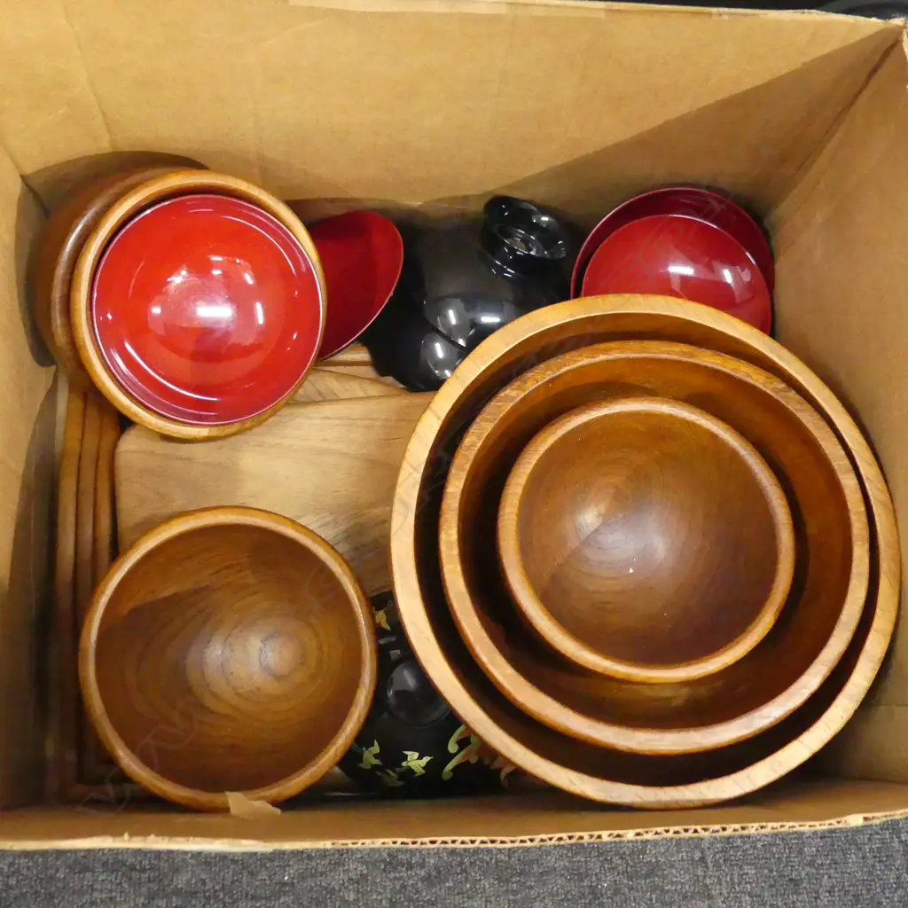 BOX LOT ASST. WOODEN (TEAK) BOWLS, TRAYS ETC Image 1++