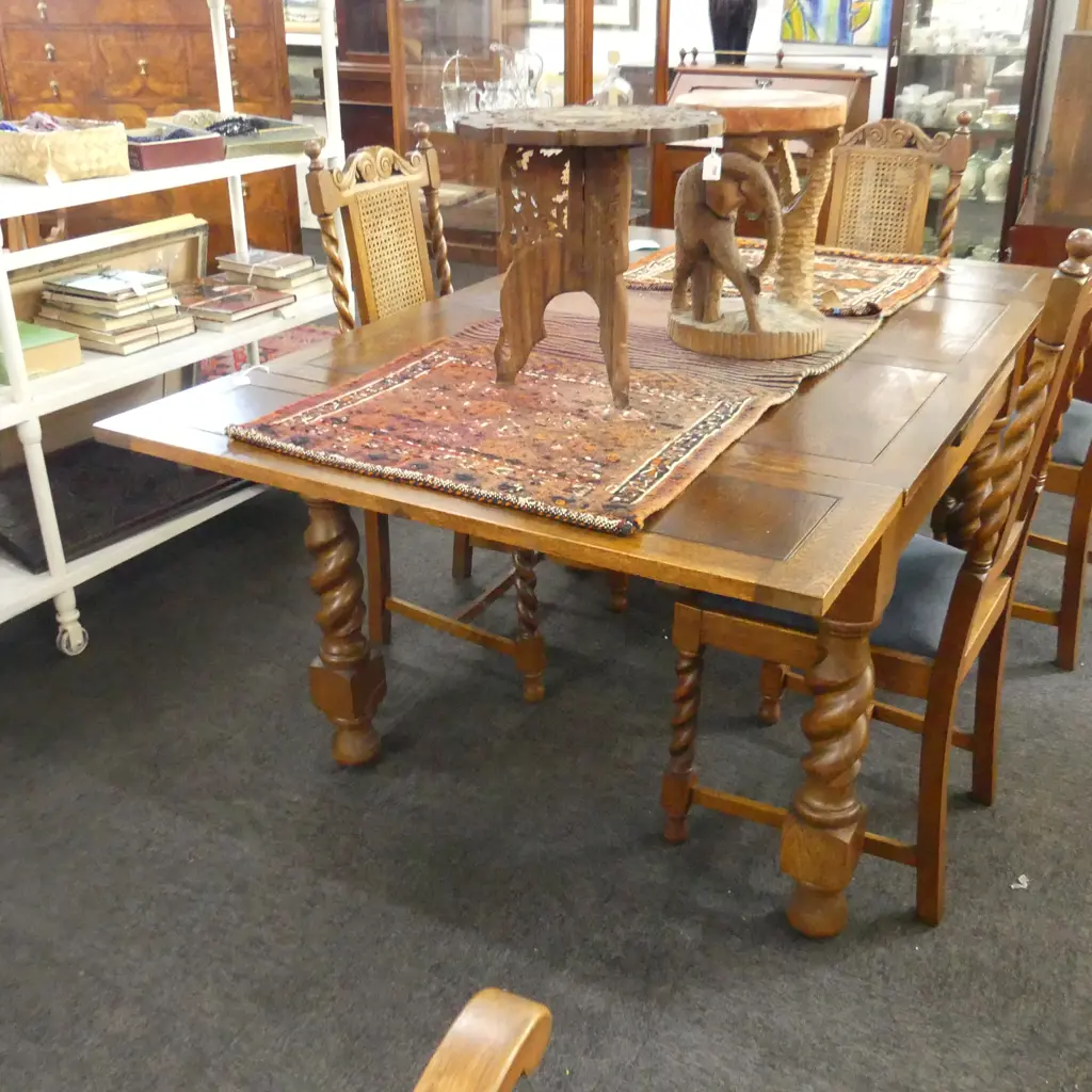 EARLY 20thC DINING TABLE w. 2 LEAVES + 6 CHAIRS 1030x1030x765mm Image 1++