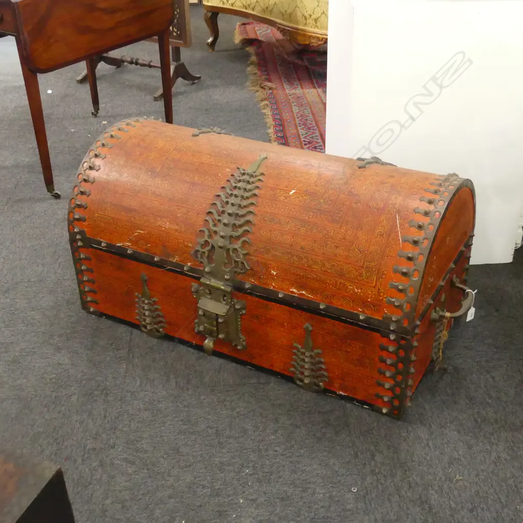 ISLAMIC LAC WORK DOME LIDDED TREASURE CHEST BRASS BOUND  WITH KEY 900MM L 420H Image 1++