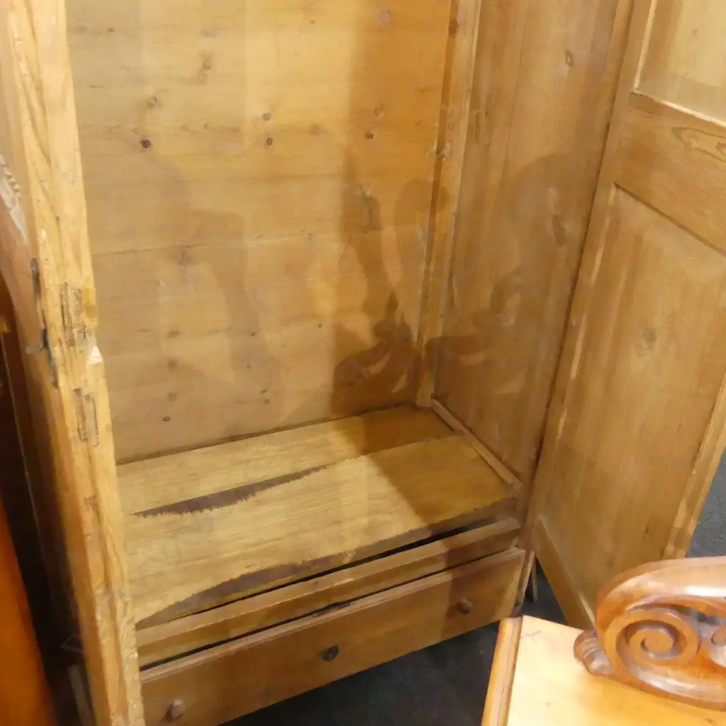 ANTIQUE RUSTIC PINE WARDROBE 1140x570x2215mm... Image 1++