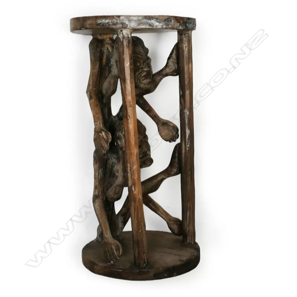 African figural carved stool, Image 1++