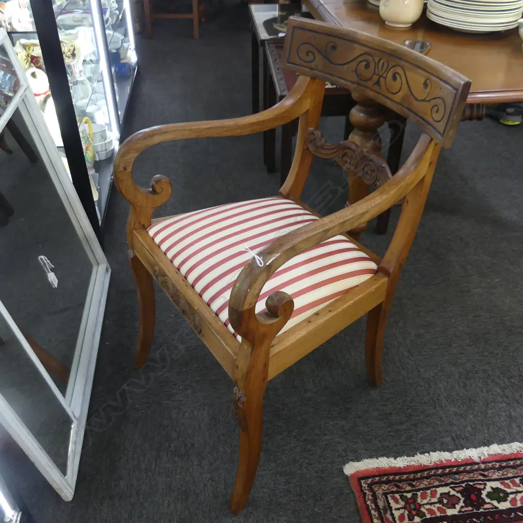 REGENCY STYLE BLADE BACK CHAIR w. STRIPED DROP IN SEAT Image 1++