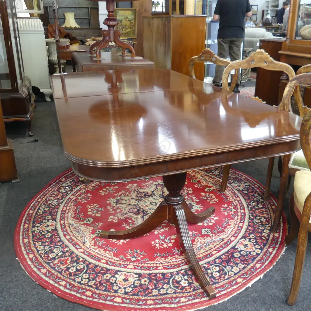 1960's/70's LGE MAHOGANY EXTENSION DINING TABLE 1900 X 1000mm Requires attention... Image 1++