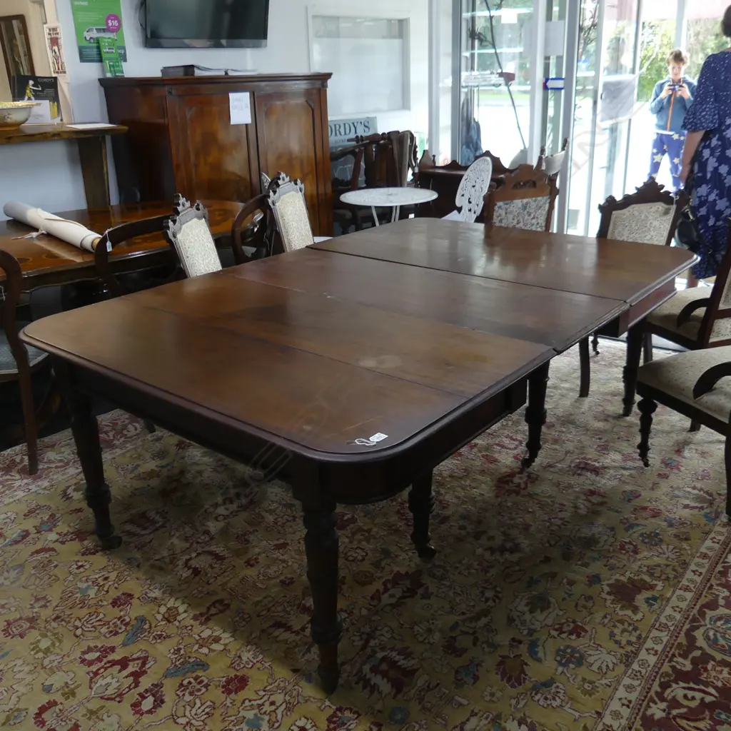 19THC MAHOGANY DINING TABLE 19THC . WITH EXTENSION PIECE USING BRASS CONNECTING CLIPS TOTAL SIZE 1995 X 1360 mm AF Image 1++
