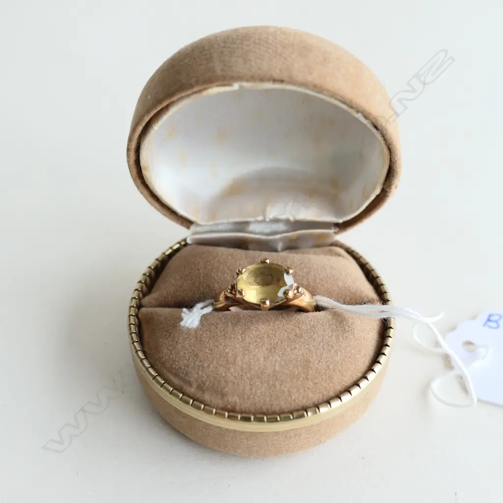 9CT GOLD & YELLOW STONE RING 5.21 GMS Image 1++