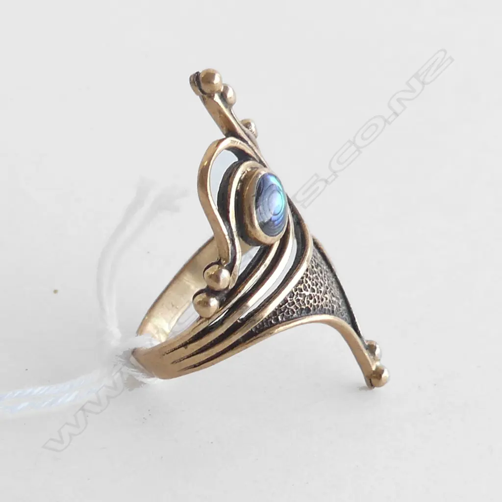 (20632) 9CT GOLD & PAUA DESIGNER H/MADE RING  Image 1++