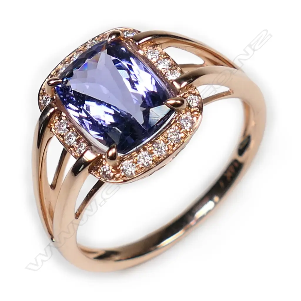 A 14ct rose gold, tanzanite and diamond ring, Image 1++