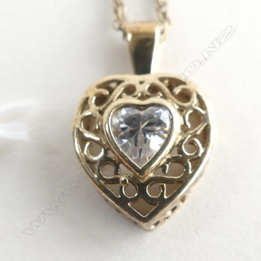 GOLD PLATED STG SILVER CHAIN & FILIGREE HEART SET WITH CZ ? STONE PENDANT Image 1++