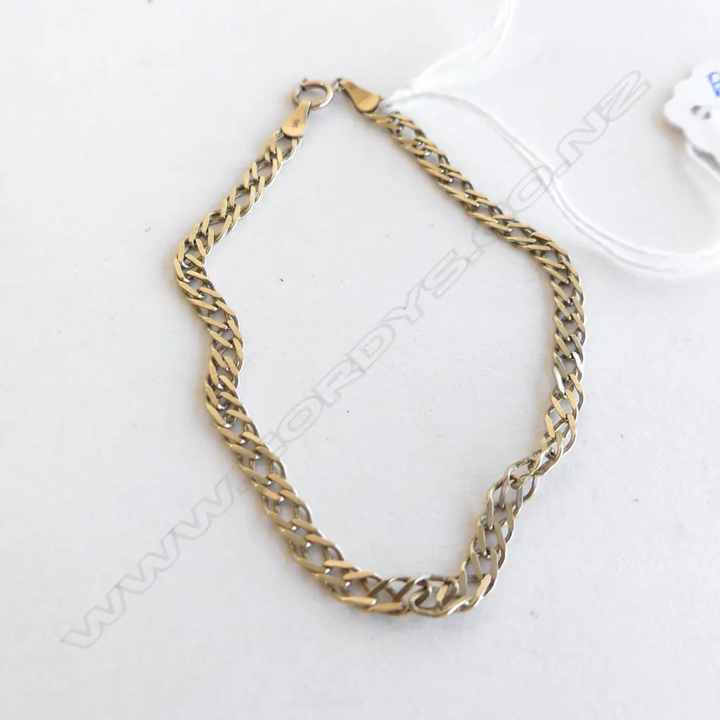 9CT BRACELET 2.8 GRAMS Image 1++