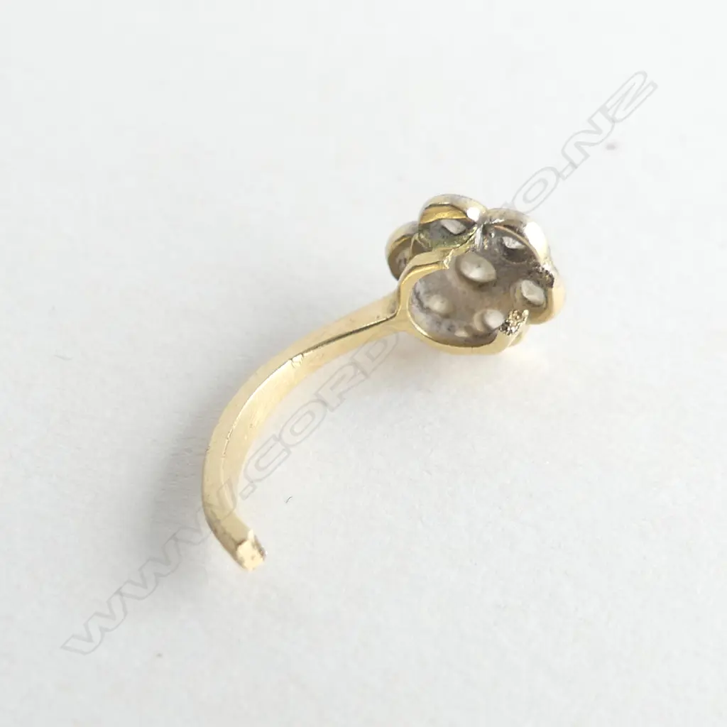 ESTATE DIAMOND RING WITH PART 9CT BAND 1.18GMS Image 1++